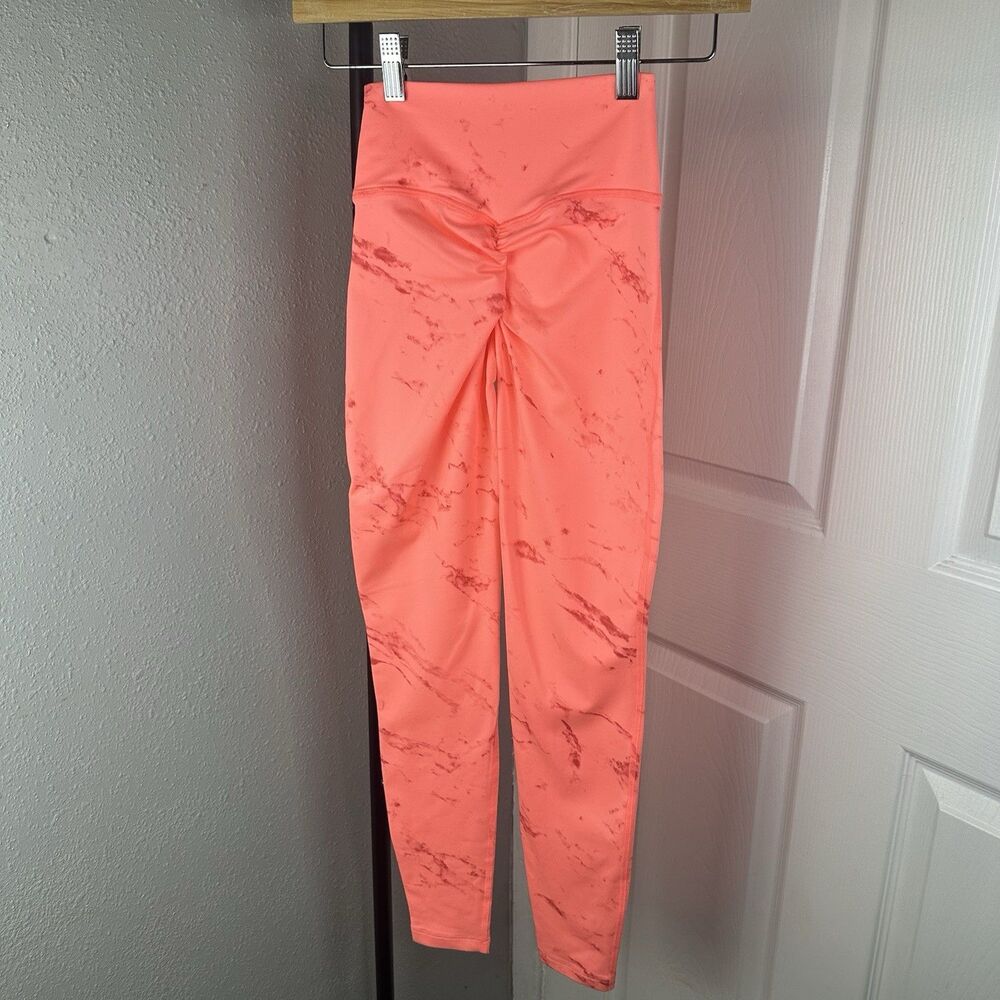 Bombshell Sportswear Coral Marble Scrunch Butt Leggings Sz Small Bodybuilder Gym - Picture 8 of 14